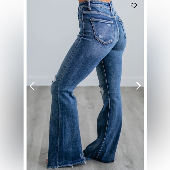 Risen high rise flare raw hem distressed jeans Women’s size 9 - Picture 3 of 11